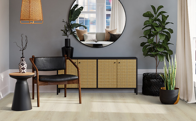 light toned hardwood flooring in sitting area